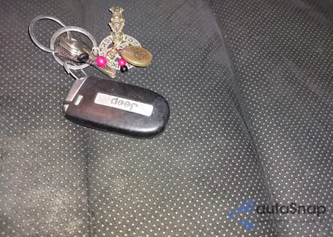 2017 Jeep Grand Cherokee Altitude 4X4 from USA, damaged, VIN 1C4RJFAG7HC700627